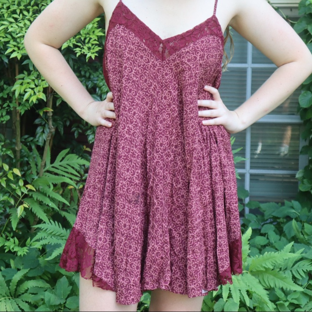 Dark red flowy dress with straps